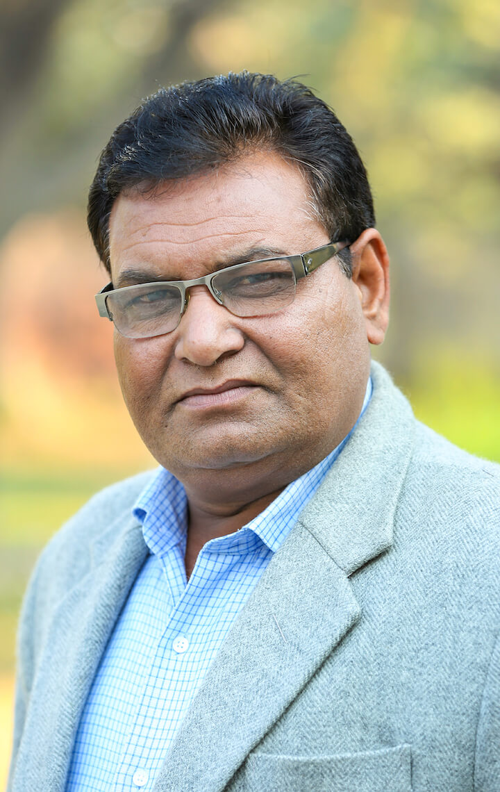 Ram Singh - Sab Kase Aale author